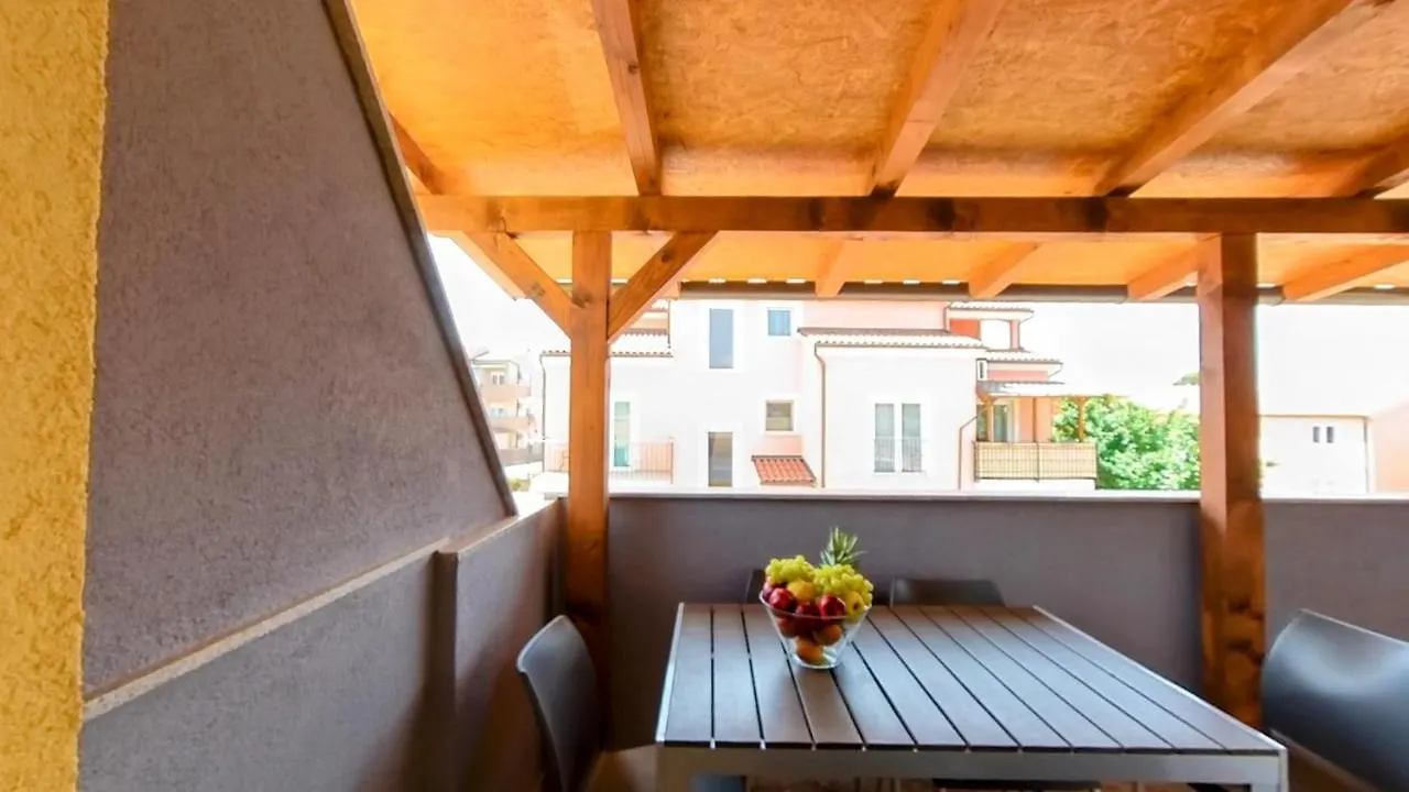 Apartments Dario Medulin