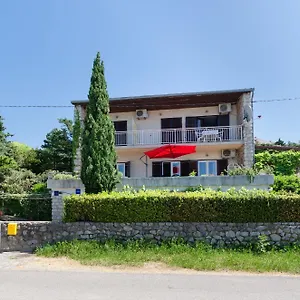  Apartman And Luka Horvátország